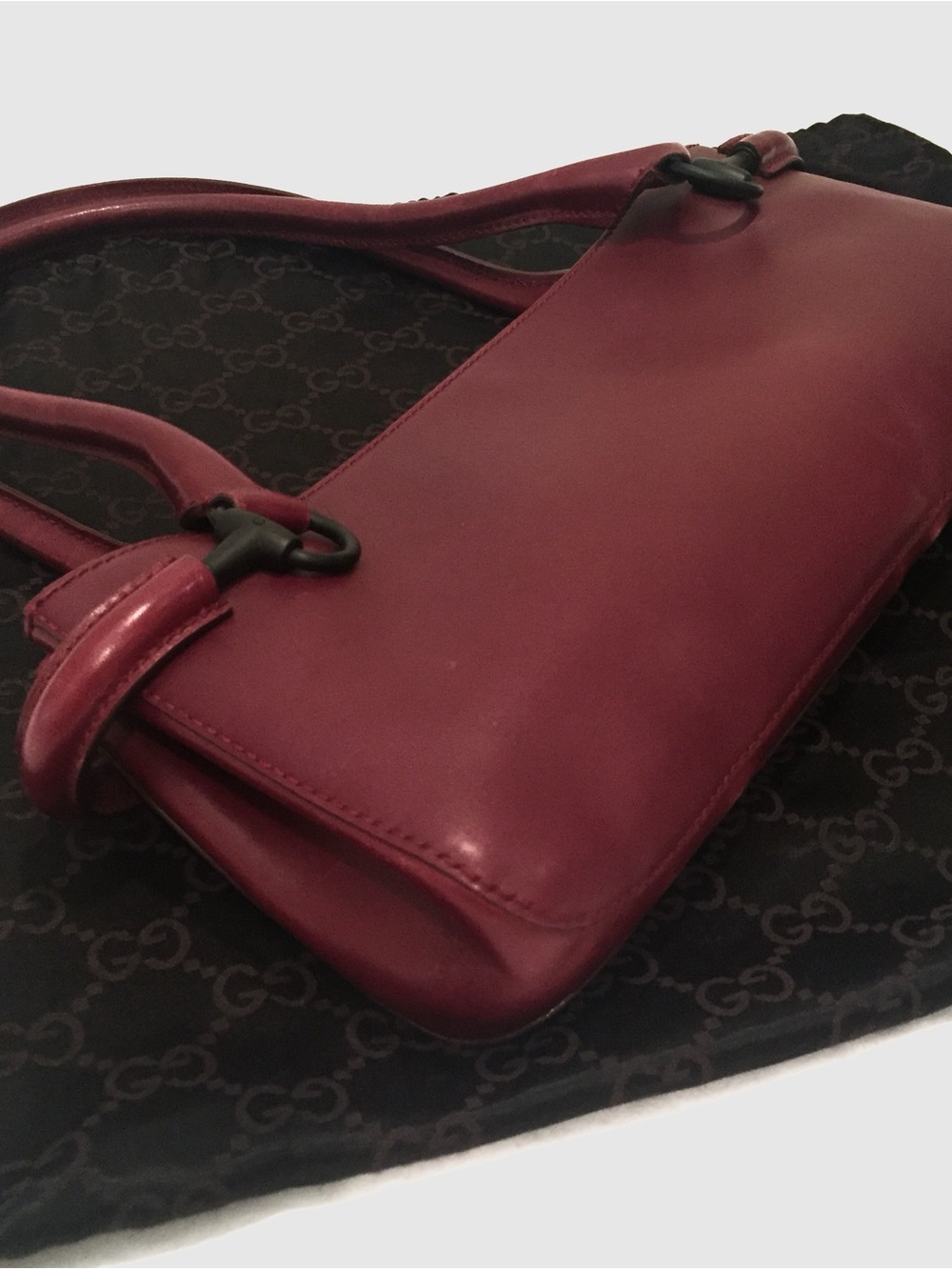 Authentic Gucci Burgundy Leather Shoulder Bag — Made in Italy - Picture 2 of 14
